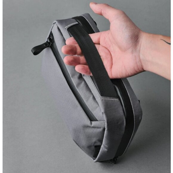 🖤 NWT Alpaka Elements Tech Case Max – Mission Grey (Sold Out / Hard to Find) - Picture 4 of 7